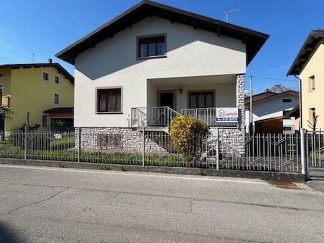 Casa in vendita a Feltre, Veneto