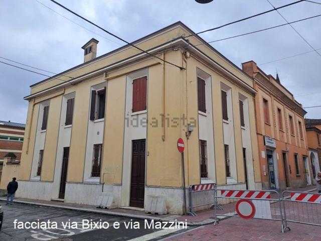 Casa in vendita a Castel San Giovanni, Reggio Emilia
