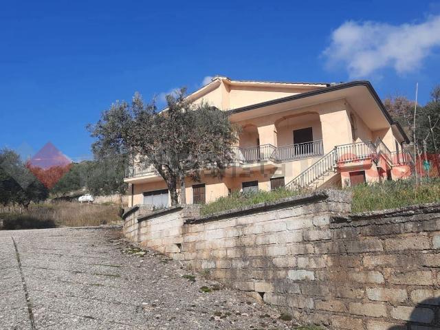 Casa in vendita a Veroli, Lazio