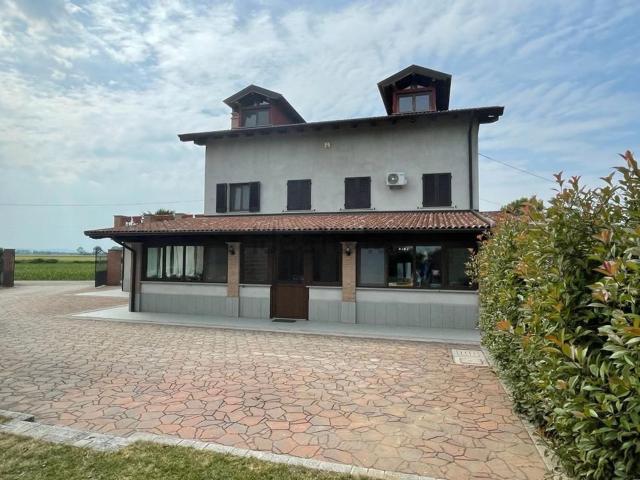 Casa in vendita a Piemonte, Alessandria