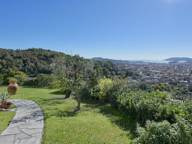 Casa in vendita a Felettino, La Spezia
