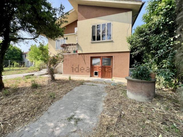 Casa in vendita a Bevilacqua, Veneto