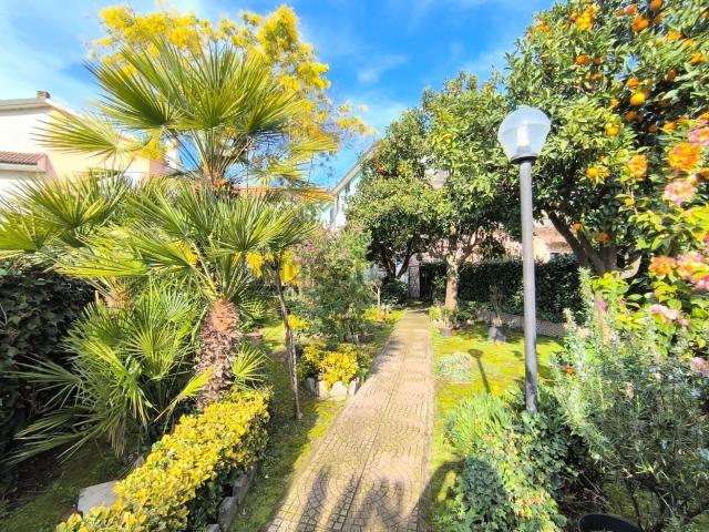 Casa in vendita a Baronissi, Salerno