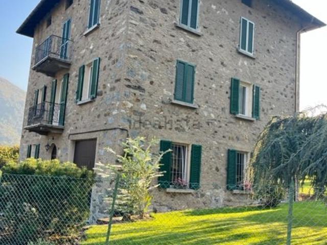 Casa in vendita a Bianzone, Lombardia
