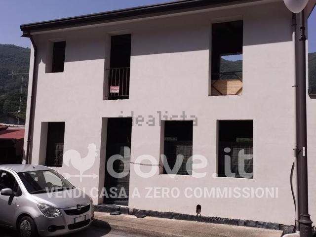 Casa in vendita a Mezzagosto, Sant'Angelo di Brolo