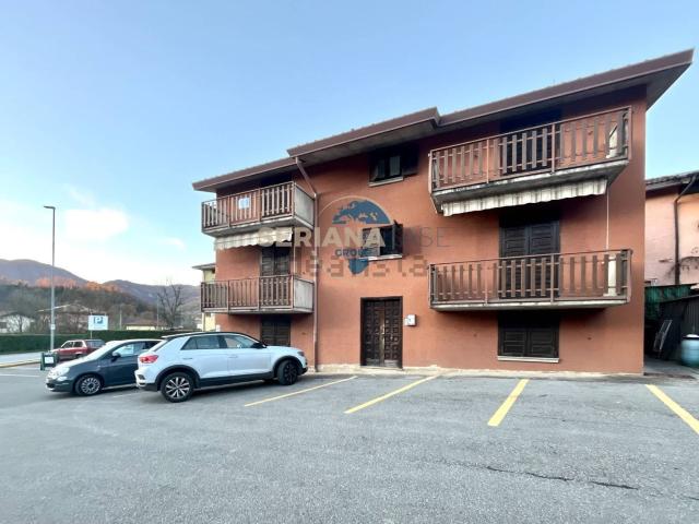 Casa in vendita a Albino, Lombardia
