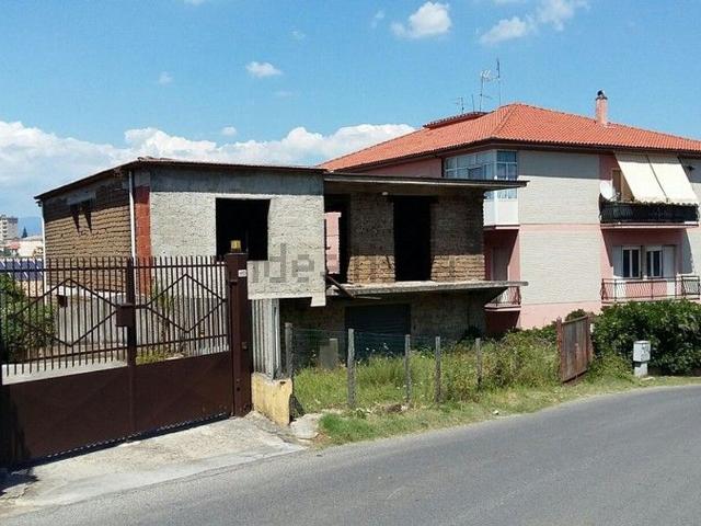 Casa in vendita a Ceccano, Lazio