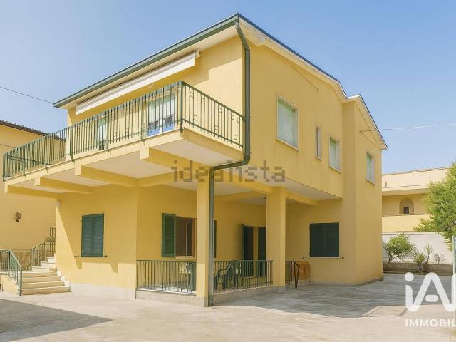 Casa in vendita a Unione dei Comuni della Val Vibrata, Tortoreto