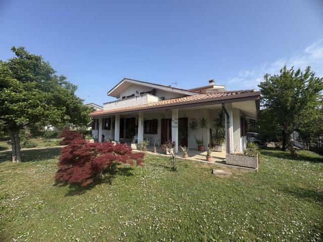 Casa in vendita a Torreglia, Veneto
