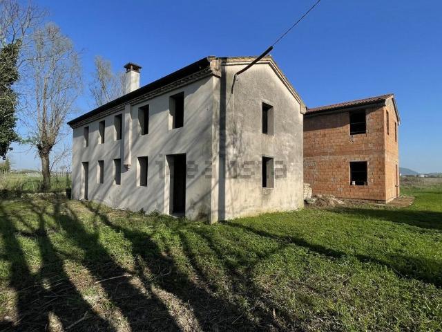 Casa in vendita a Sant'elena, Veneto