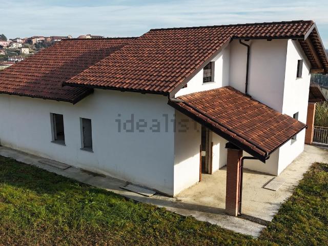 Casa in vendita a Piemonte, Asti