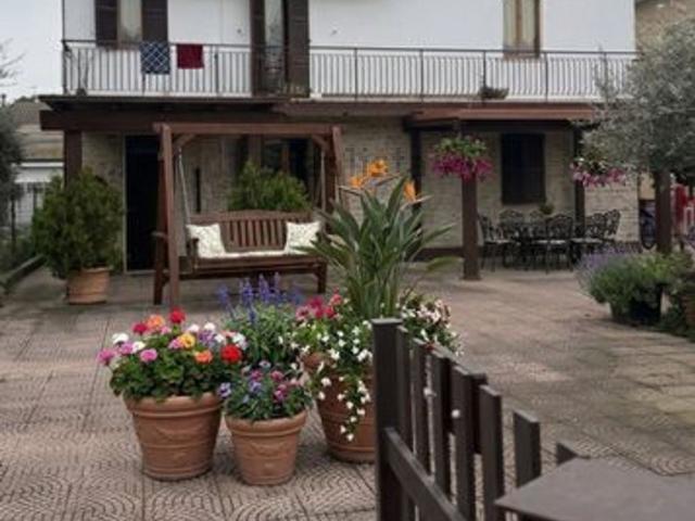 Casa in vendita a Marche, Ancona