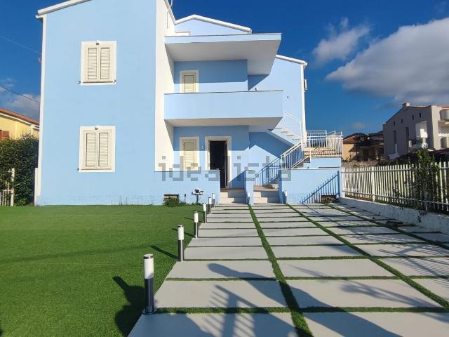 Casa in vendita a Calabria, Cosenza