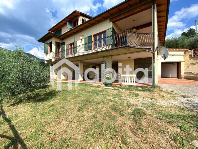 Casa in vendita a Unione di Comuni Valdarno e Valdisieve, Reggello