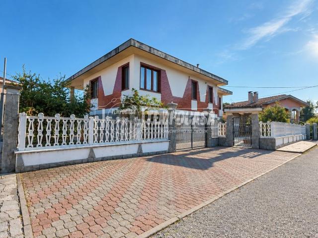 Casa in vendita a Località Grangia Pol, Robassomero