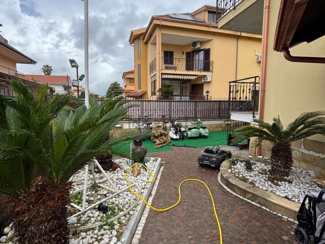 Casa in vendita a Giugliano In Campania, Campania