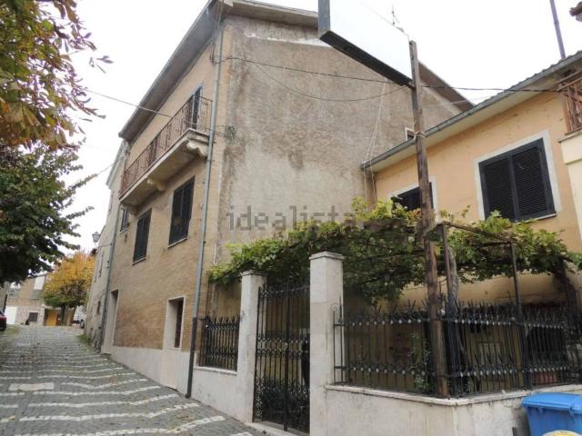 Casa in vendita a Civita D'antino, Abruzzo