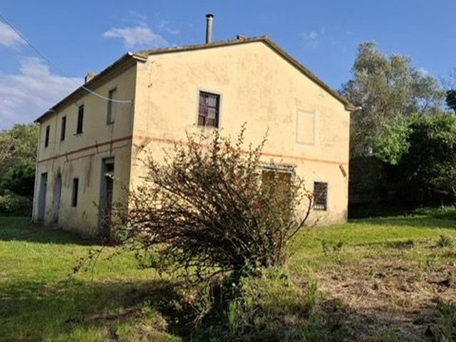 Casa in vendita a Collesalvetti, Toscana