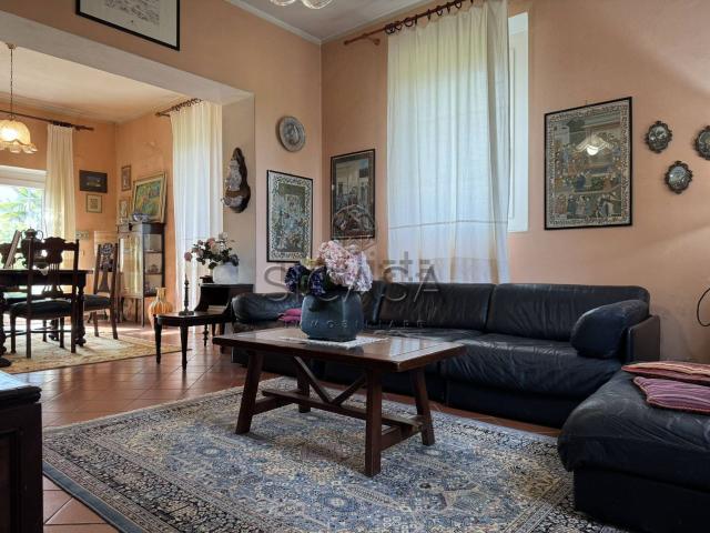 Casa in vendita a San Leo Bastia, Umbria