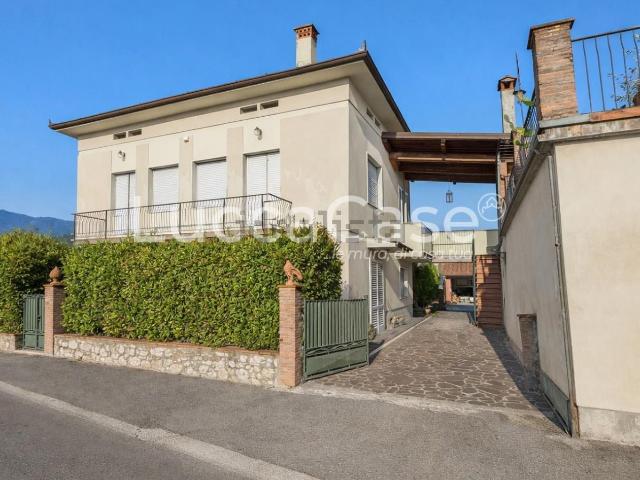 Casa in vendita a Capannori, Toscana