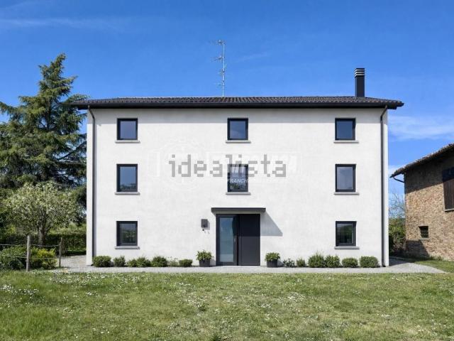 Casa in vendita a Colline Matildiche, Re