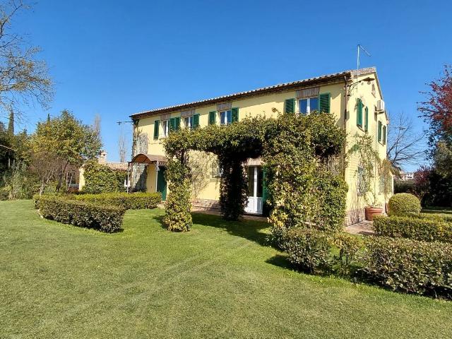 Casa in vendita a San Sabino, Marche