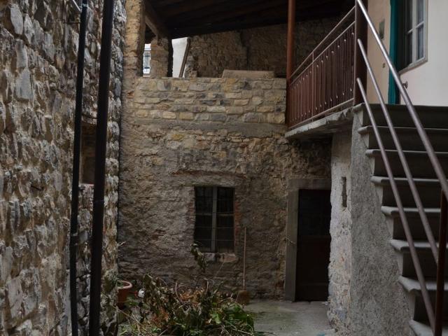 Casa in vendita a Gaverina Terme, Lombardia