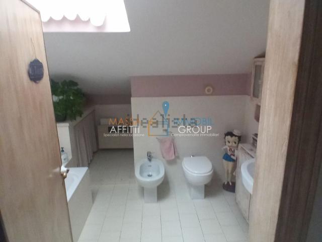 Casa in vendita a Marina di Massa, Marina Di Massa