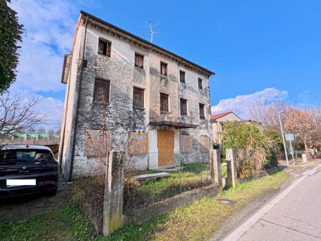 Casa in vendita a Parè, Conegliano