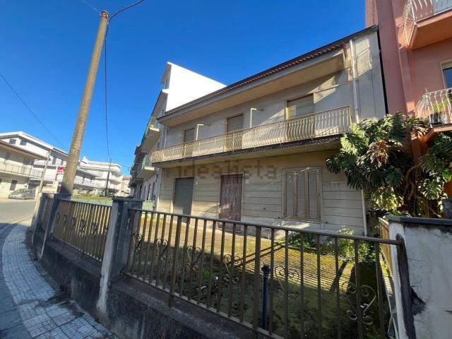 Casa in vendita a Sant'Antonio, Barcellona Pozzo Di Gotto