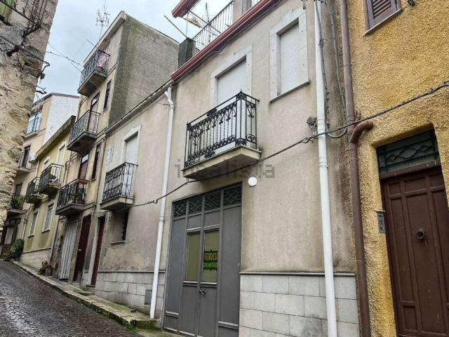 Casa in vendita a Corleone, Sicilia