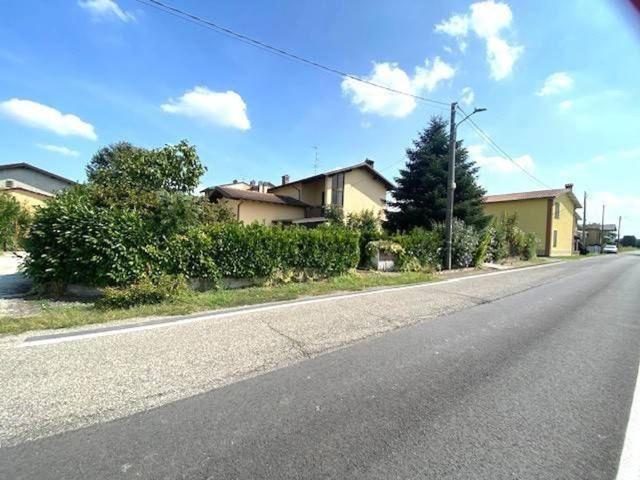 Casa in vendita a Verrua Po, Lombardia