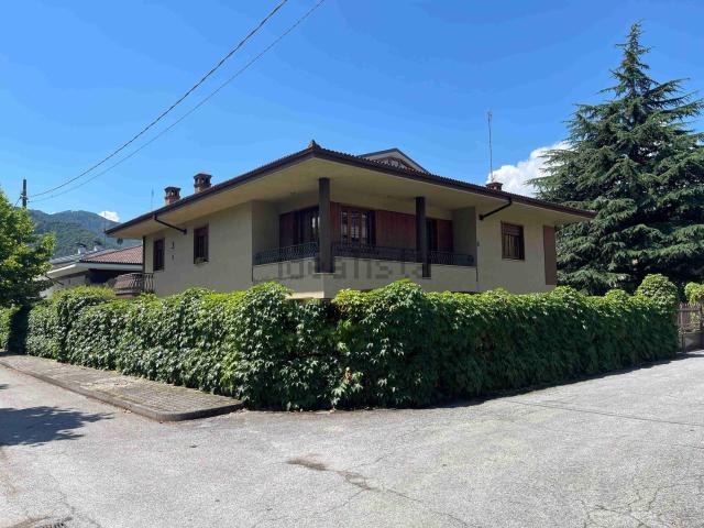 Casa in vendita a Piemonte, Cuneo