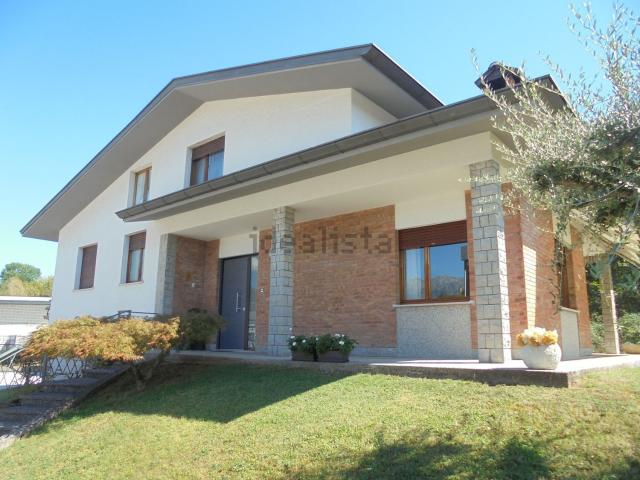 Casa in vendita a Tarcento, Friuli-Venezia Giulia