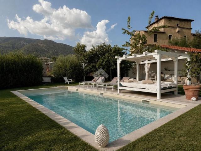 Casa in vendita a Borgo Bovio, Terni
