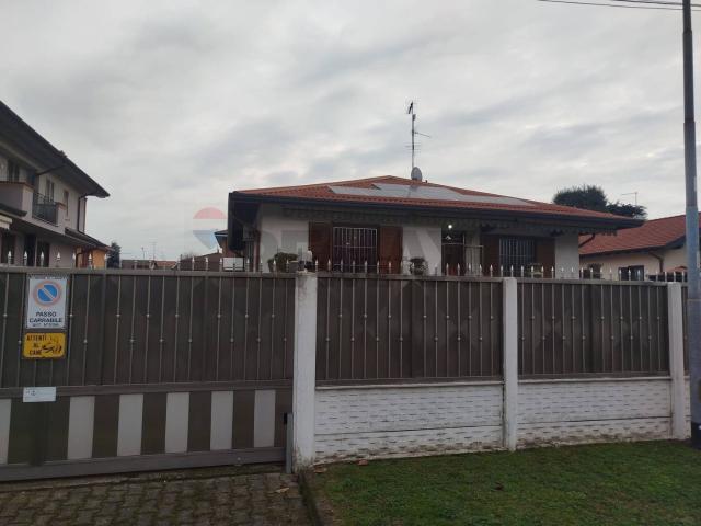 Casa in vendita a Pagliera, Lainate
