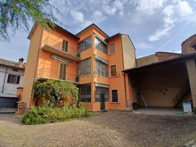Casa in vendita a Redavalle, Lombardia