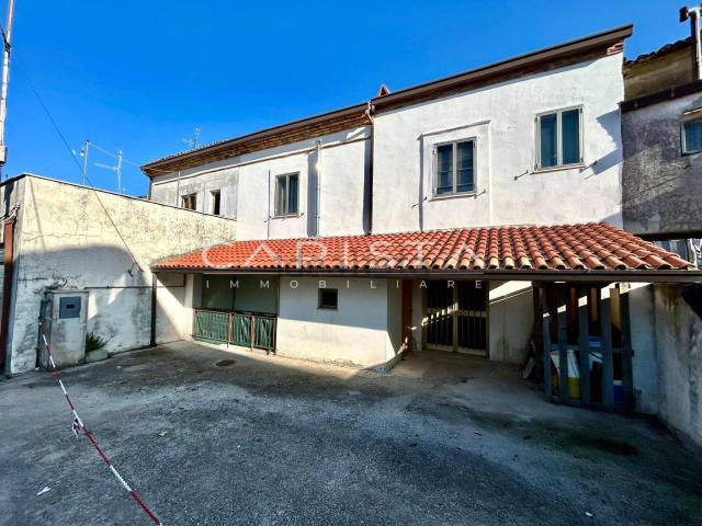 Casa in vendita a Frisa, Abruzzo