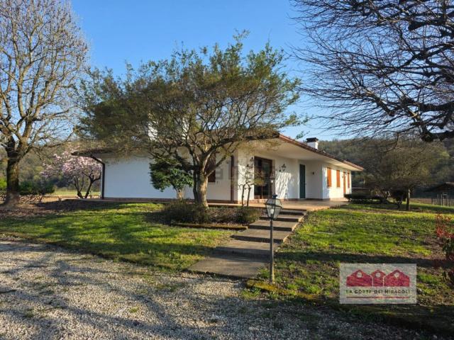 Casa in vendita a Vicenza, Veneto