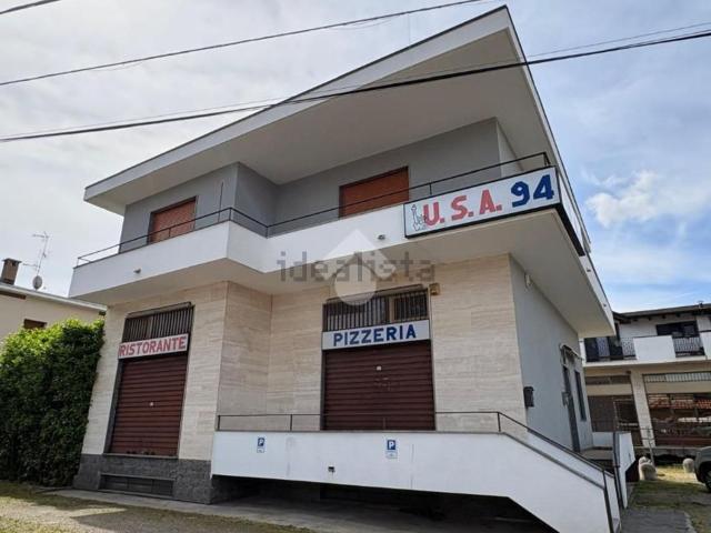 Casa in vendita a Lonate Pozzolo, Lombardia