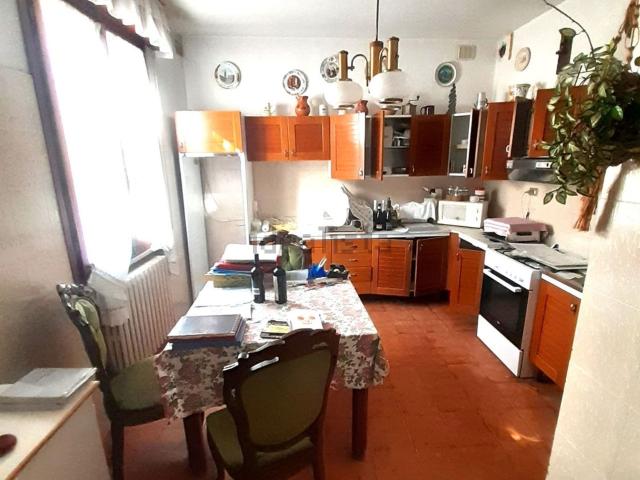 Casa in vendita a Rimini, Reggio Emilia