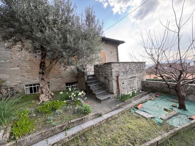 Casa in vendita a Rovenna, Cernobbio