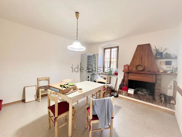 Casa in vendita a Casale, Prato