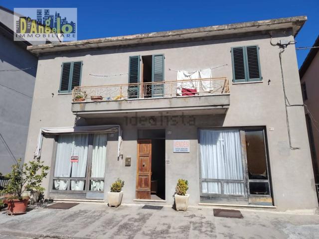 Casa in vendita a Marche, Fermo