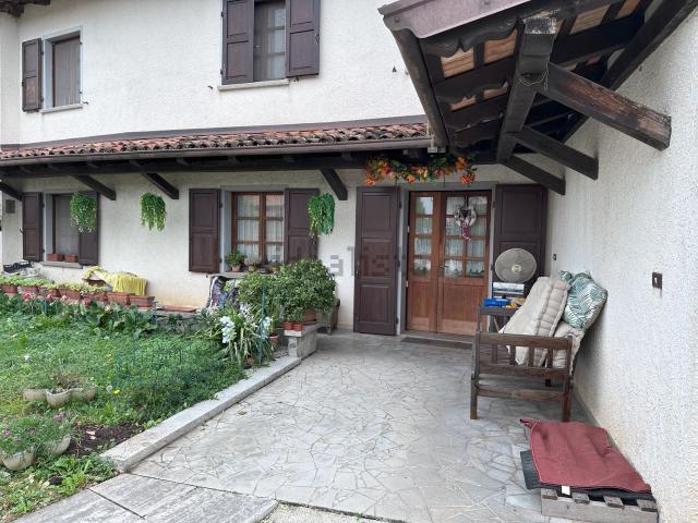Casa in vendita a Moimacco, Friuli-Venezia Giulia