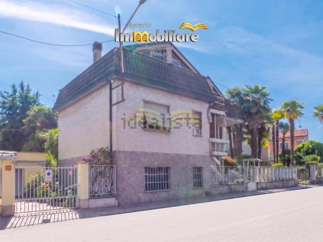 Casa in vendita a Piemonte, Alessandria