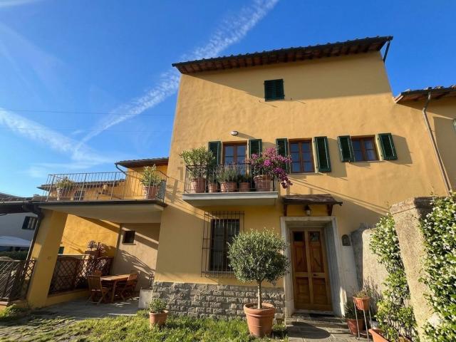 Casa in vendita a San Lorenzo, Campi Bisenzio