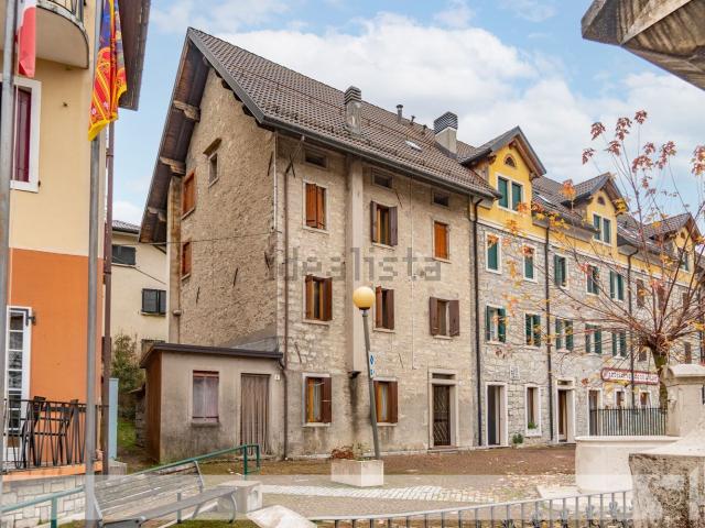 Casa in vendita a Alpago, Farra D'alpago