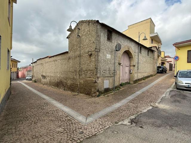 Casa in vendita a Monastir, Sardigna/Sardegna