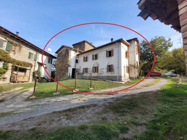 Casa in vendita a Travaglioli, Vezzano sul Crostolo